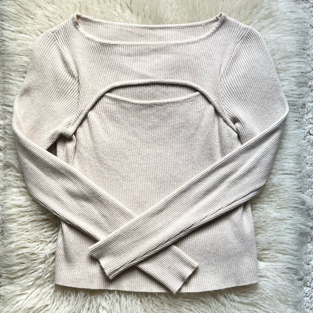 NWOT Amazon Women’s Biege Cutout Long Sleeve Knitted Ribbed Sweater Top Size M